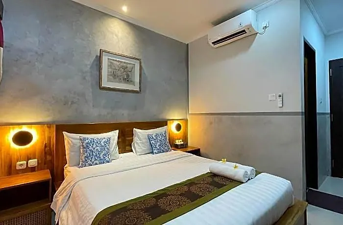 Kubu Indah Near Sindu 4* بالي
